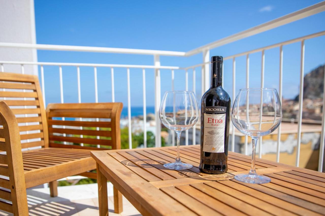Fabiene Familyholidays Deluxe Plus Cefalu Exterior photo